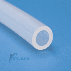 Schlauch zum Befüllen der Sprinkleranlage Bach Kabinenroller
Silikonschlauch Ø13/16 Länge 500